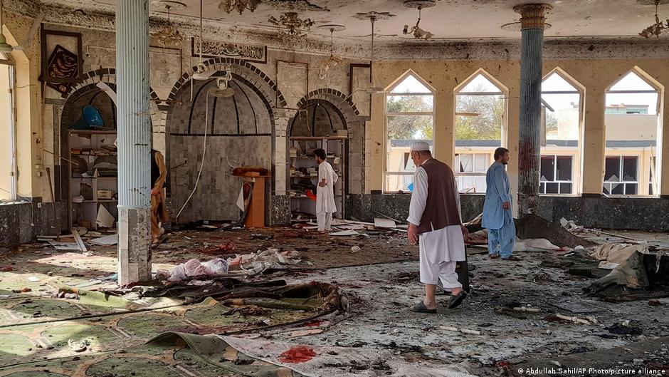 مقتل 33 شخصاً بتفجير مسجداً في شمال أفغانستان