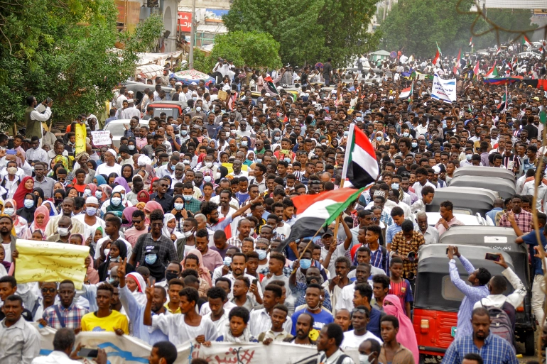 مقتل متظاهر برصاص الحكومة في السودان