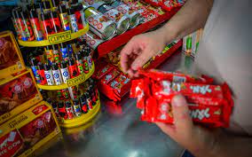 شركة "شتراوس" الإسرائيلية تعترف بوجود عيوب في مصنعها