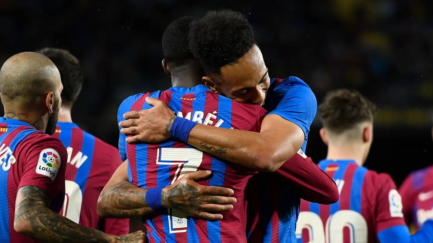 أداء متعرج يضع هدف برشلونة على المحك