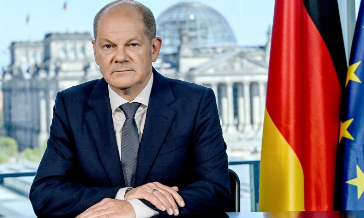 مأزق شولتز.. دعم أوكرانيا "غير كاف" أمام العاصفة