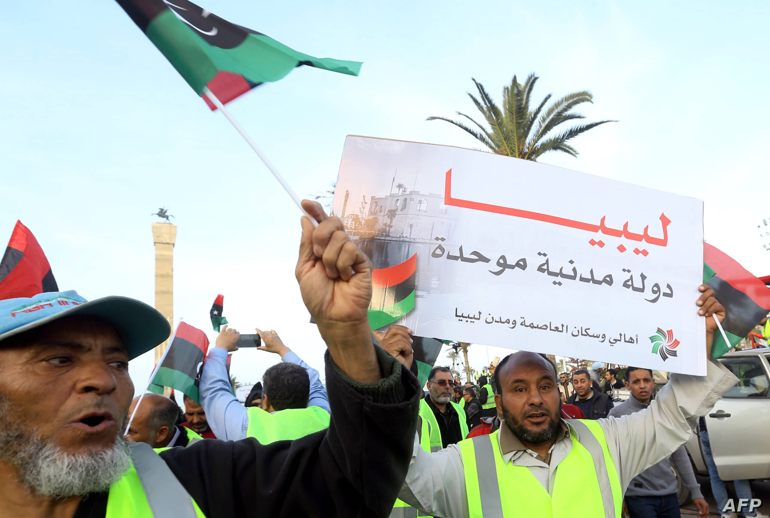 غضب يسود عموم ليبيا.. "كلمة السر" الأوضاع المعيشية