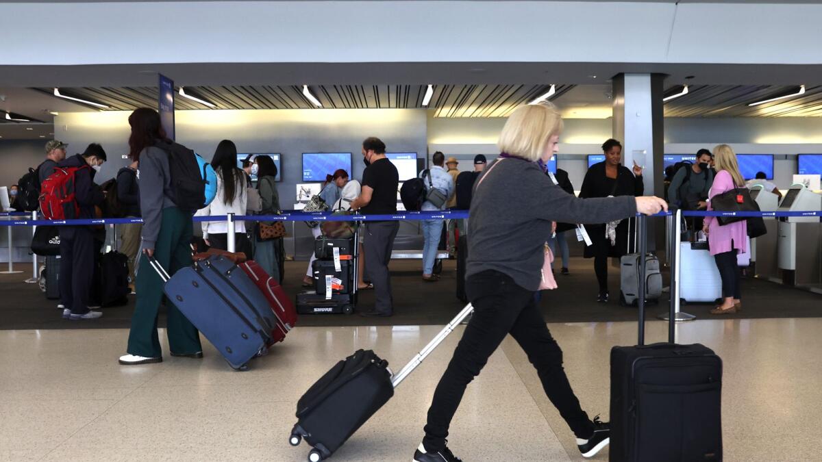 إخلاء مبنى بمطار سان فرانسيسكو الدولي بعد تهديد بوجود قنبلة