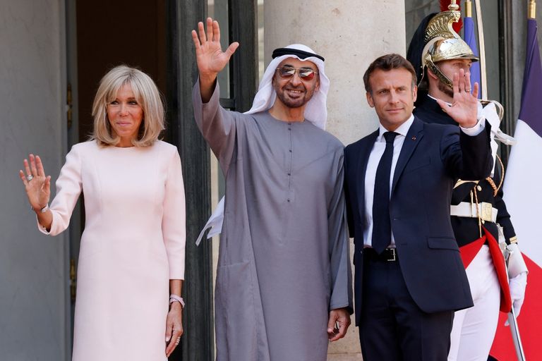 ماكرون يستقبل الشيخ محمد بن زايد في الإليزيه