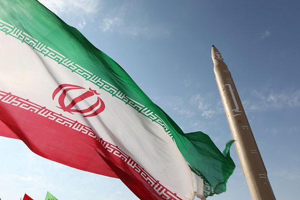 إيران تعتقل 10 عملاء يعملون لحساب إسرائيل