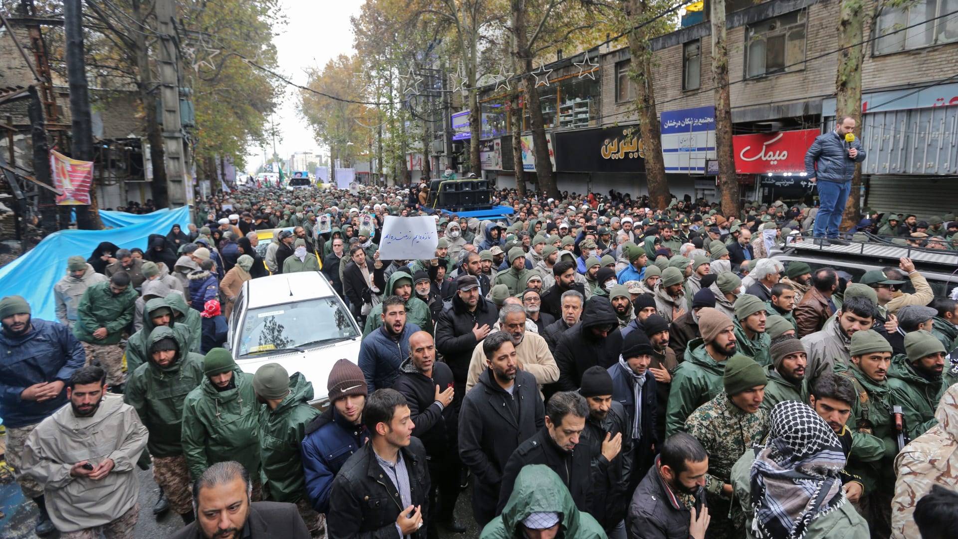 طهران تواصل اتهام الخارج بتحريك الاحتجاجات