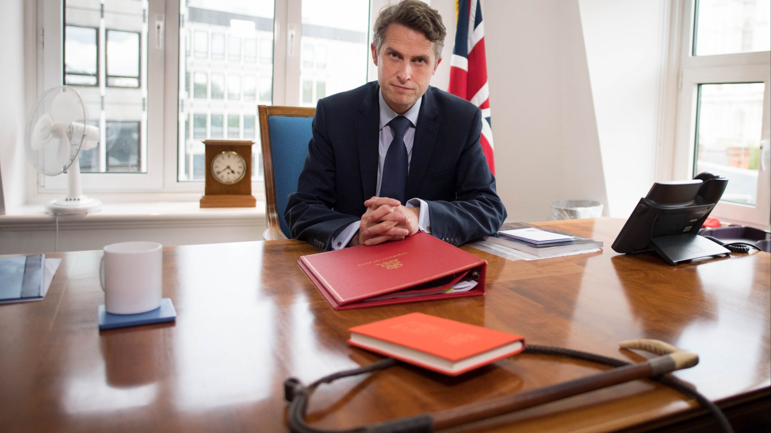 استقالة الوزير البريطاني جافين وليامسون بسبب مزاعم تنمر