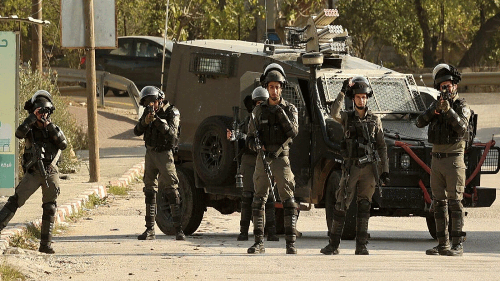الجيش الإسرائيلي يعتقل مطاردَين فلسطينيين في كمين جنوبي جنين في الضفة